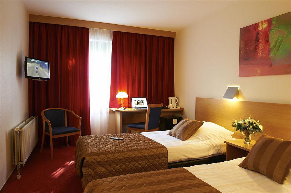 Bastion Hotel Ναϊμέγκεν Εξωτερικό φωτογραφία